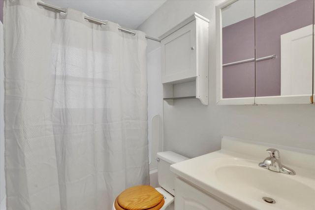 12417 E 8th Ave, Spokane Valley, WA 99216