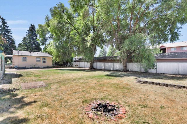 12417 E 8th Ave, Spokane Valley, WA 99216