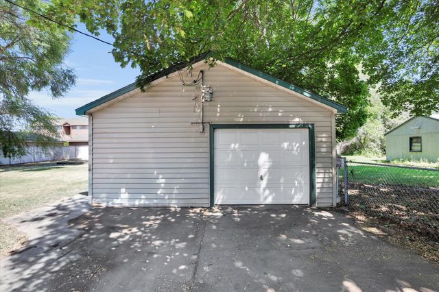 12417 E 8th Ave, Spokane Valley, WA 99216