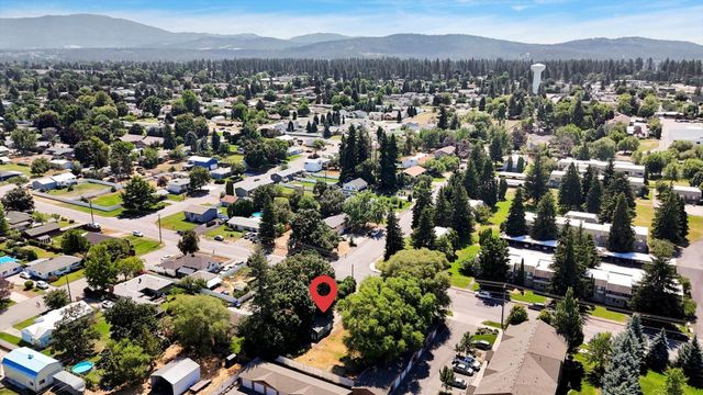 12417 E 8th Ave, Spokane Valley, WA 99216