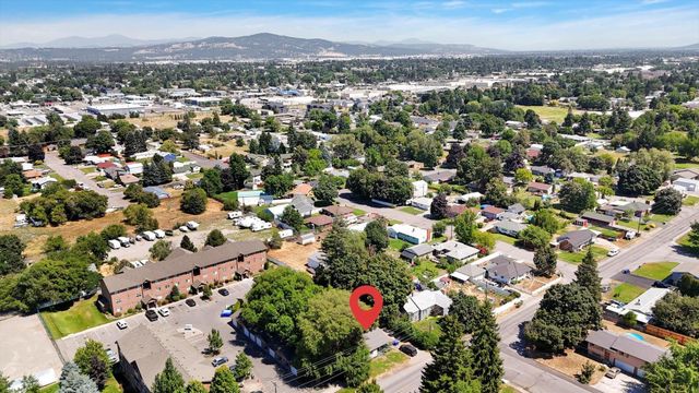 12417 E 8th Ave, Spokane Valley, WA 99216