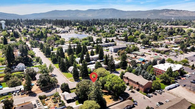 12417 E 8th Ave, Spokane Valley, WA 99216