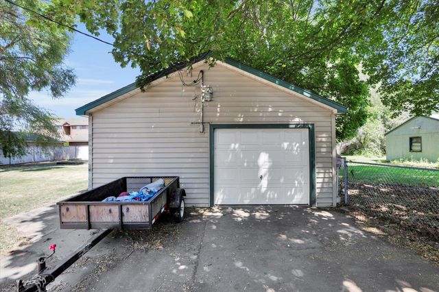 12417 E 8th Ave, Spokane Valley, WA 99216