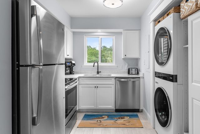 2001 Long Bend, Seabrook Island, SC 29455