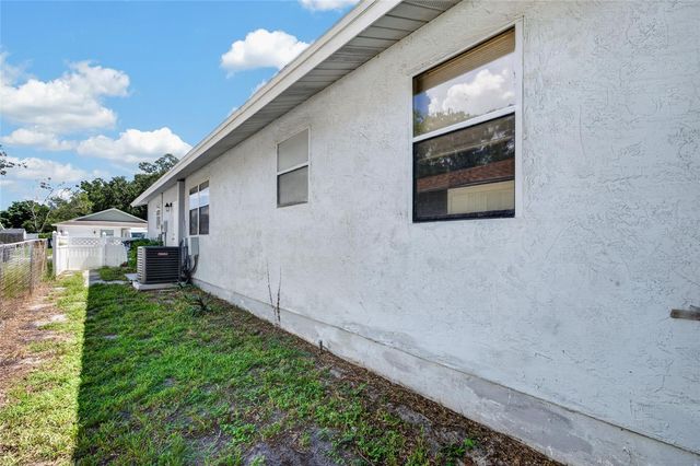 1650 12TH STREET SW, Largo, FL 33778
