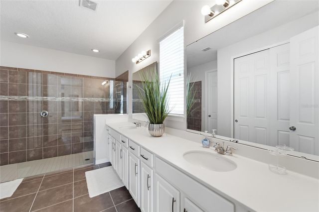 9083 SUNSHINE RIDGE LOOP, Kissimmee, FL 34747