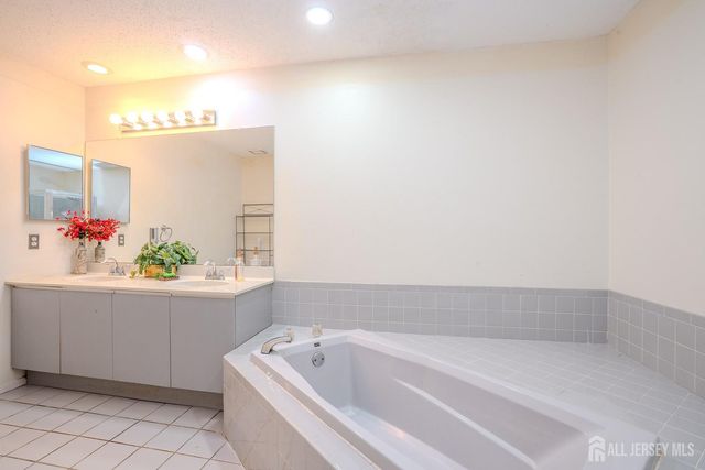 375 Draco Road, Piscataway, NJ 08854