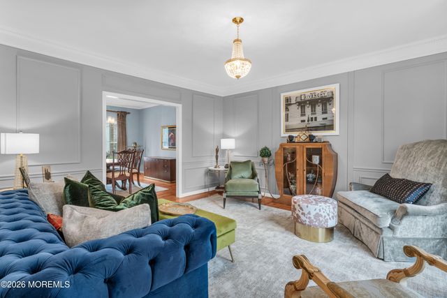 61 Lions Court, Freehold, NJ 07728