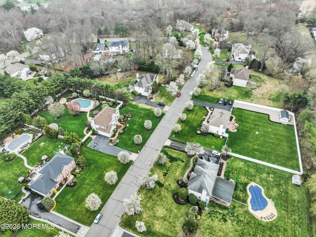 61 Lions Court, Freehold, NJ 07728