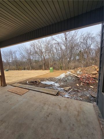 405 W Hondo Street, Siloam Springs, AR 72761