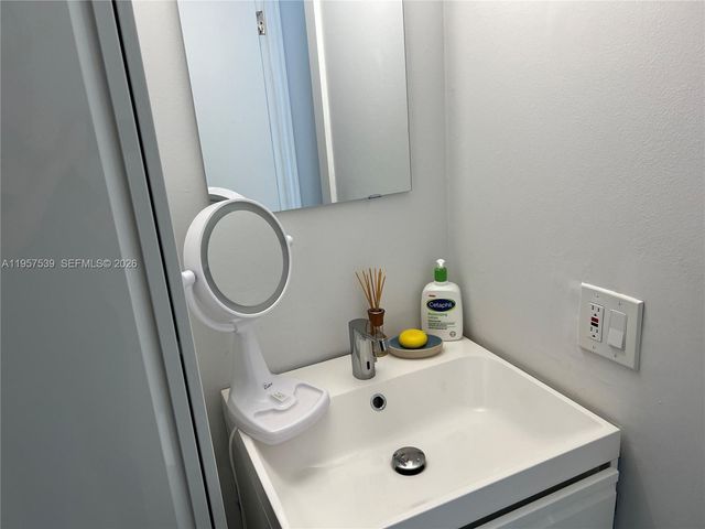 6545 Indian Creek Dr 506, Miami Beach, FL 33141