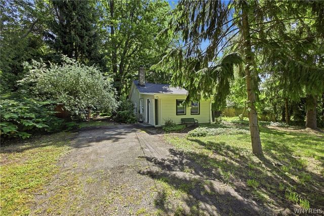 5875 Lakeview Terrace, Hamburg, NY 14085