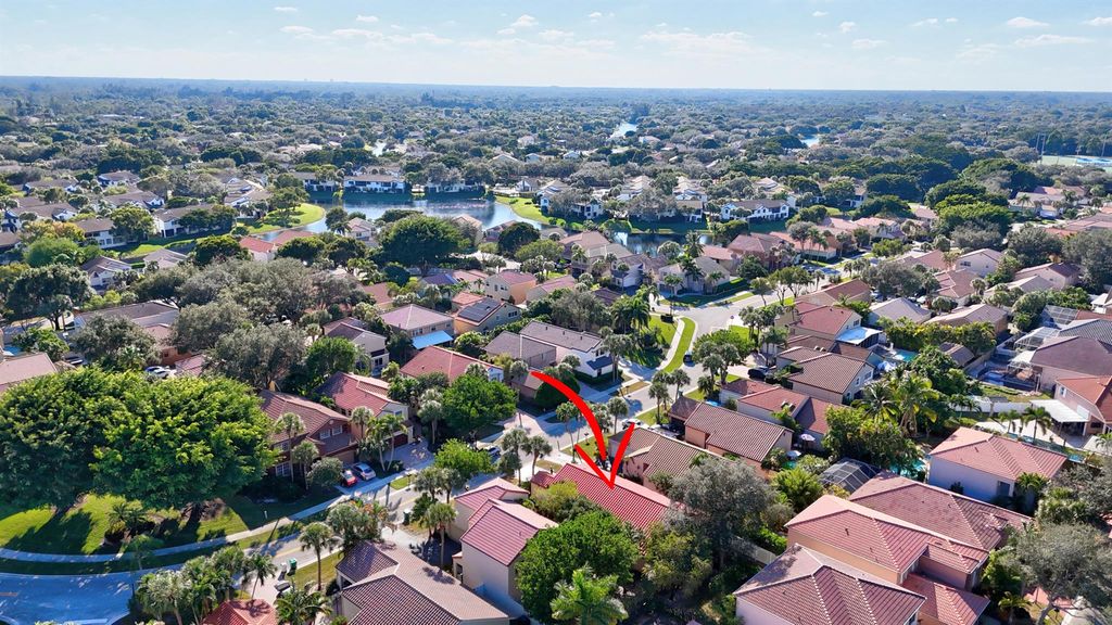 Image 36 of property listing at 6185 NW 77 Place, Parkland, FL 33067