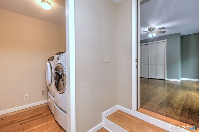 41 Tuttle Court, Bethany, CT 06524
