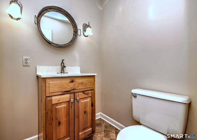 41 Tuttle Court, Bethany, CT 06524