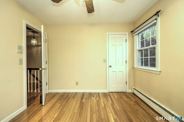 41 Tuttle Court, Bethany, CT 06524
