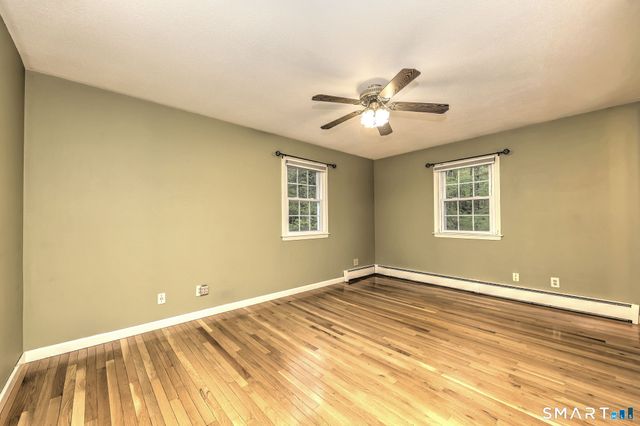 41 Tuttle Court, Bethany, CT 06524
