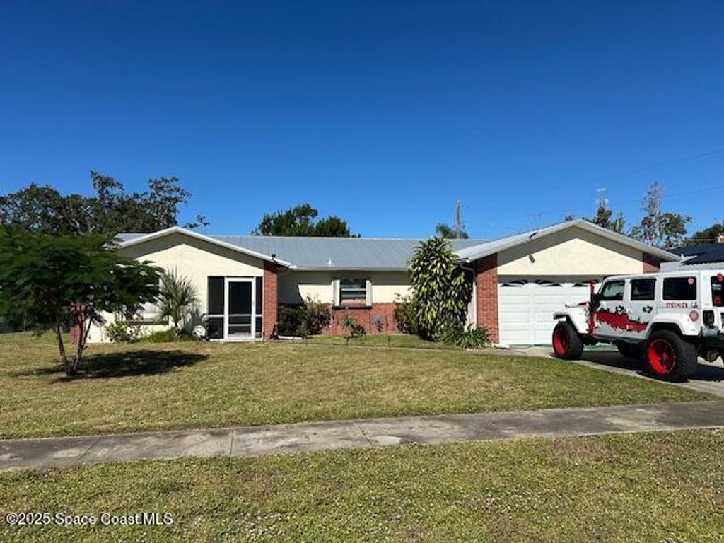 2101 Gunpowder Drive NE, Palm Bay, FL 32905