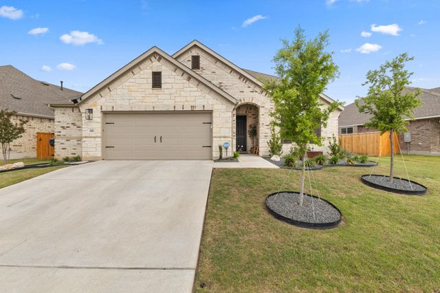 330 Bay Breeze DR, Kyle, TX 78640