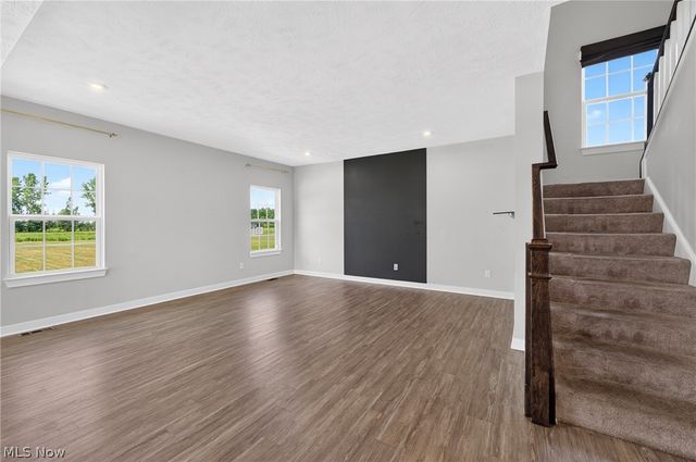 5454 Schueller Boulevard, Sheffield Lake, OH 44054