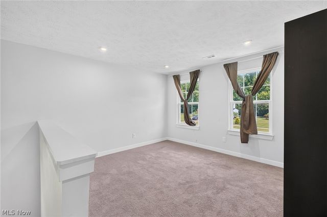 5454 Schueller Boulevard, Sheffield Lake, OH 44054