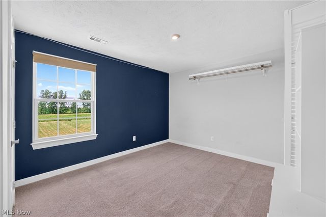 5454 Schueller Boulevard, Sheffield Lake, OH 44054