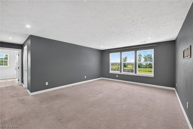 5454 Schueller Boulevard, Sheffield Lake, OH 44054