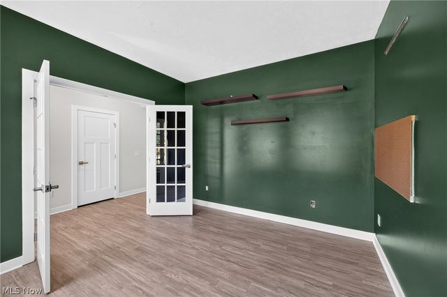 5454 Schueller Boulevard, Sheffield Lake, OH 44054