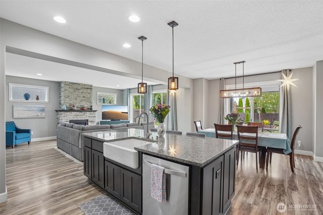 775 N 49 Avenue, Ridgefield, WA 98642