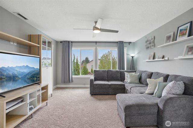 775 N 49 Avenue, Ridgefield, WA 98642