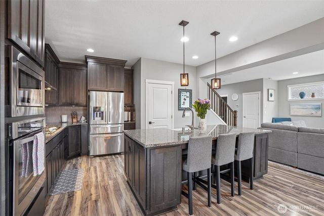 775 N 49 Avenue, Ridgefield, WA 98642