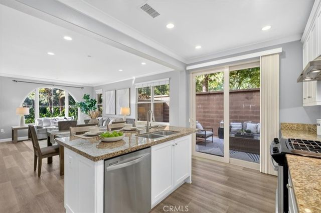 268 Overbrook, Irvine, CA 92620