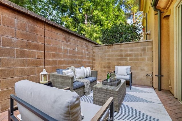 268 Overbrook, Irvine, CA 92620