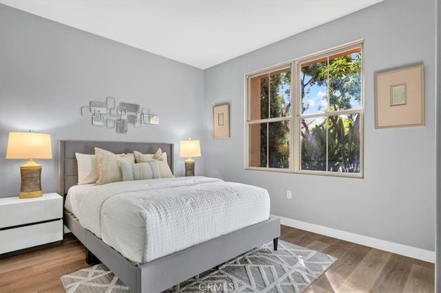 268 Overbrook, Irvine, CA 92620