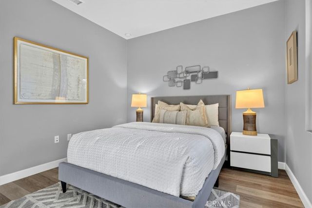 268 Overbrook, Irvine, CA 92620