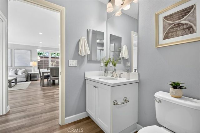 268 Overbrook, Irvine, CA 92620