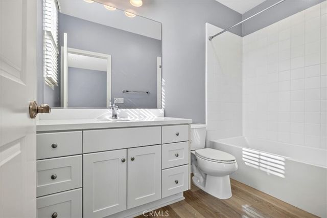 268 Overbrook, Irvine, CA 92620