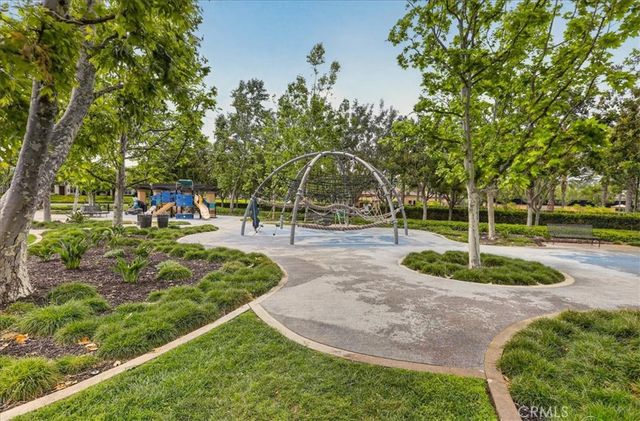 268 Overbrook, Irvine, CA 92620