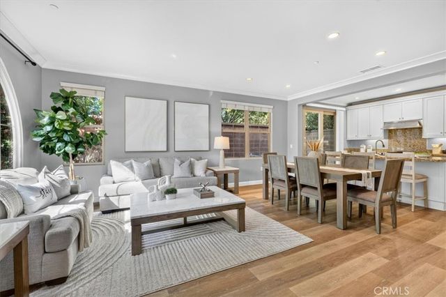268 Overbrook, Irvine, CA 92620