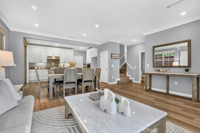 268 Overbrook, Irvine, CA 92620