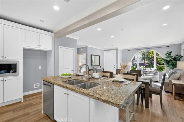 268 Overbrook, Irvine, CA 92620