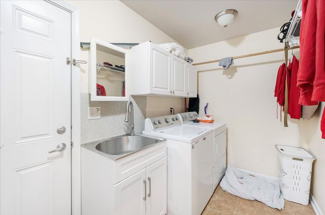 10331 Nelson Street, Crown Point, IN 46307