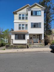 33 Young Street 2, Waterbury, CT 06704