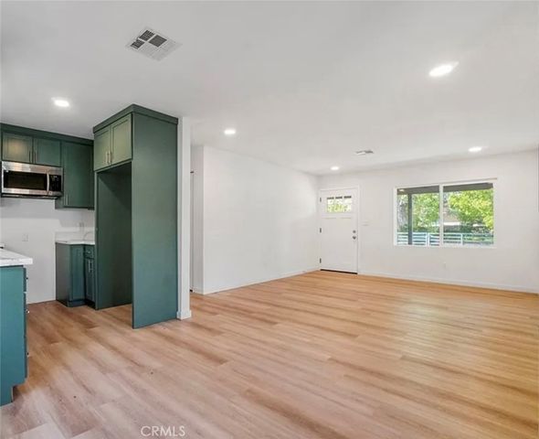 14320 Osborne, Panorama City, CA 91402
