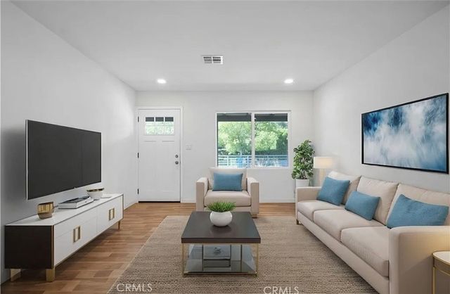 14320 Osborne, Panorama City, CA 91402