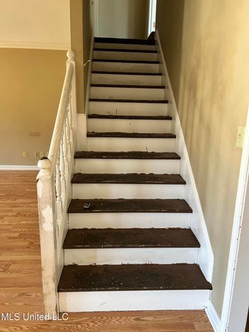 7264 Flower Creek Drive, Southaven, MS 38671