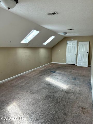 7264 Flower Creek Drive, Southaven, MS 38671