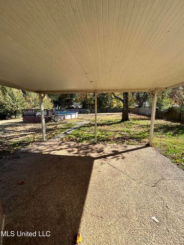 7264 Flower Creek Drive, Southaven, MS 38671