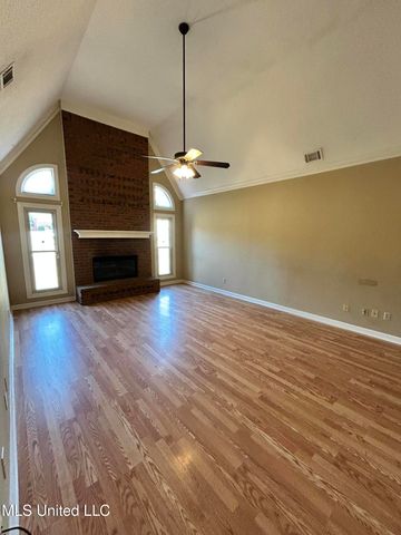 7264 Flower Creek Drive, Southaven, MS 38671