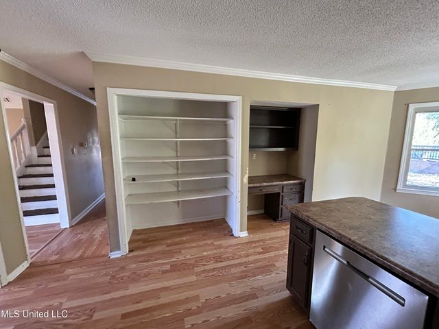 7264 Flower Creek Drive, Southaven, MS 38671